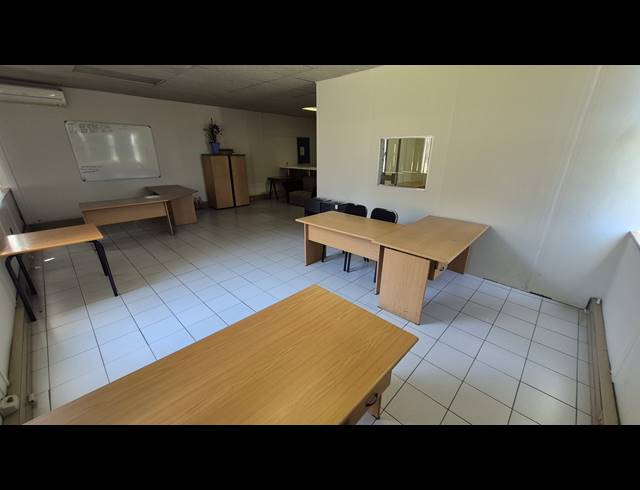 8,000M² VACANT LAND TO LET IN ANDERBOLT